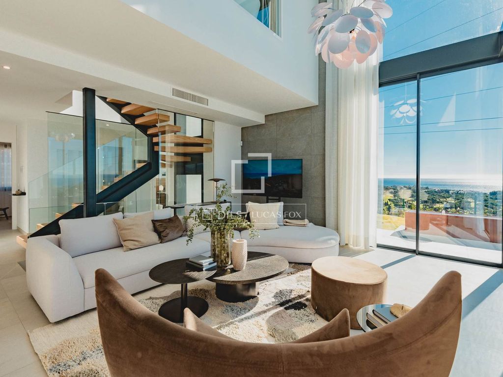 Luxury House for sale in Marbella, 1 890 000 €, Photo 3