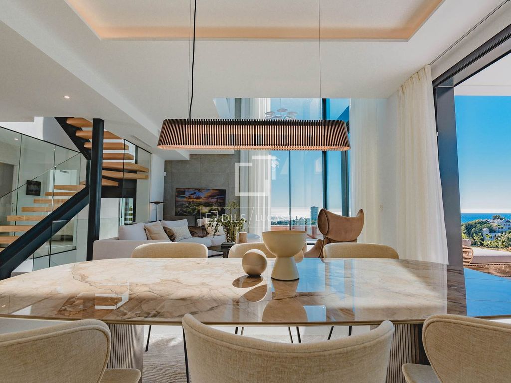Luxury House for sale in Marbella, 1 890 000 €, Photo 6