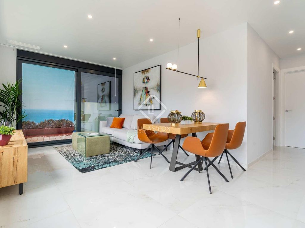 Luxury Apartment for sale in Benidorm, 690 000 €, Photo 3