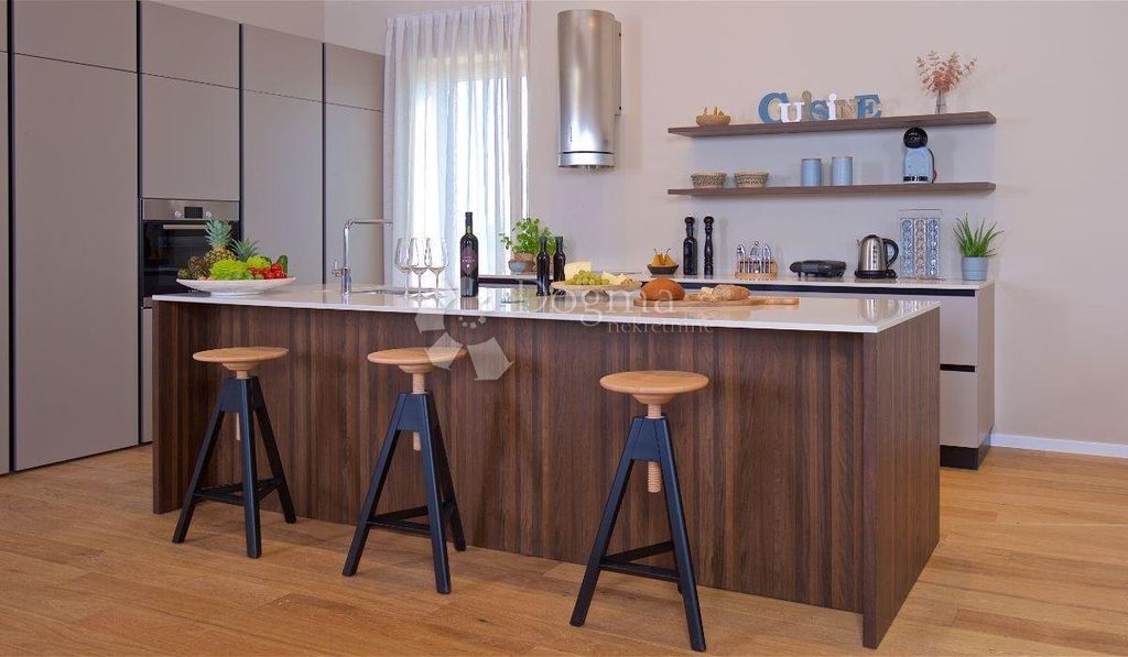 Luxury House for sale in Brtonigla, 2 575 000 €, Photo 7