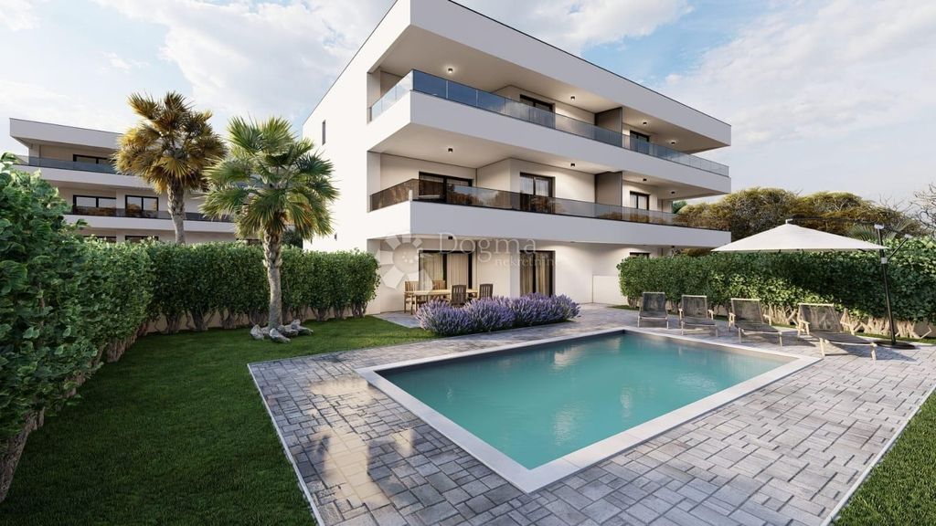 Luxury Apartment for sale in Malinska, 380 000 €, Photo 2