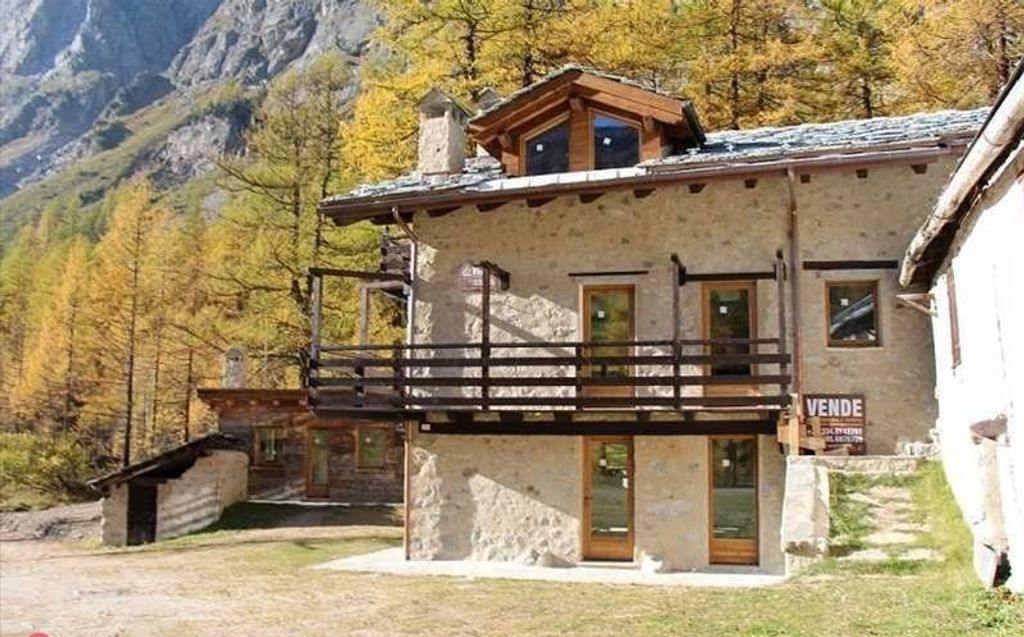 Appartement de luxe à vendre à Courmayeur, 990 000 €, Photo 4