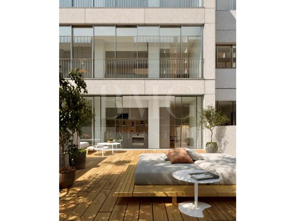 Luxury Apartment for sale in Lisbon, 860 000 €, Photo 1