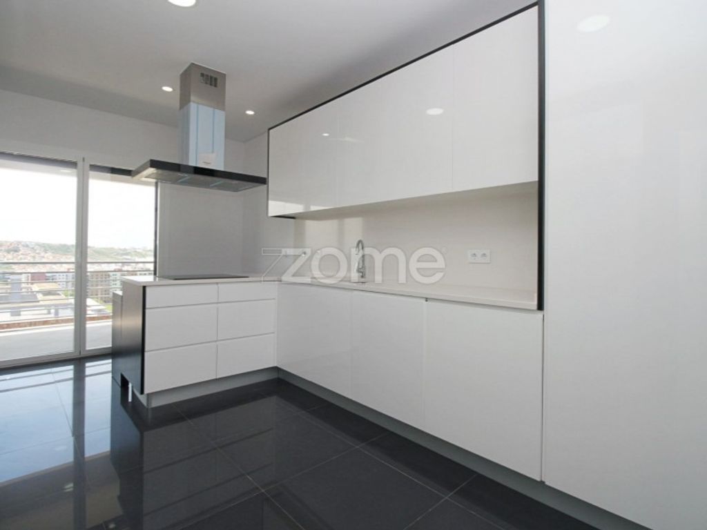 Luxury Apartment for sale in Odivelas, 995 000 €, Photo 1
