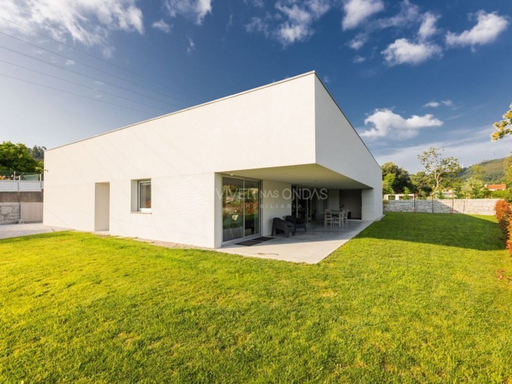 Maison de luxe à vendre à Braga, 849 990 €, Photo 1