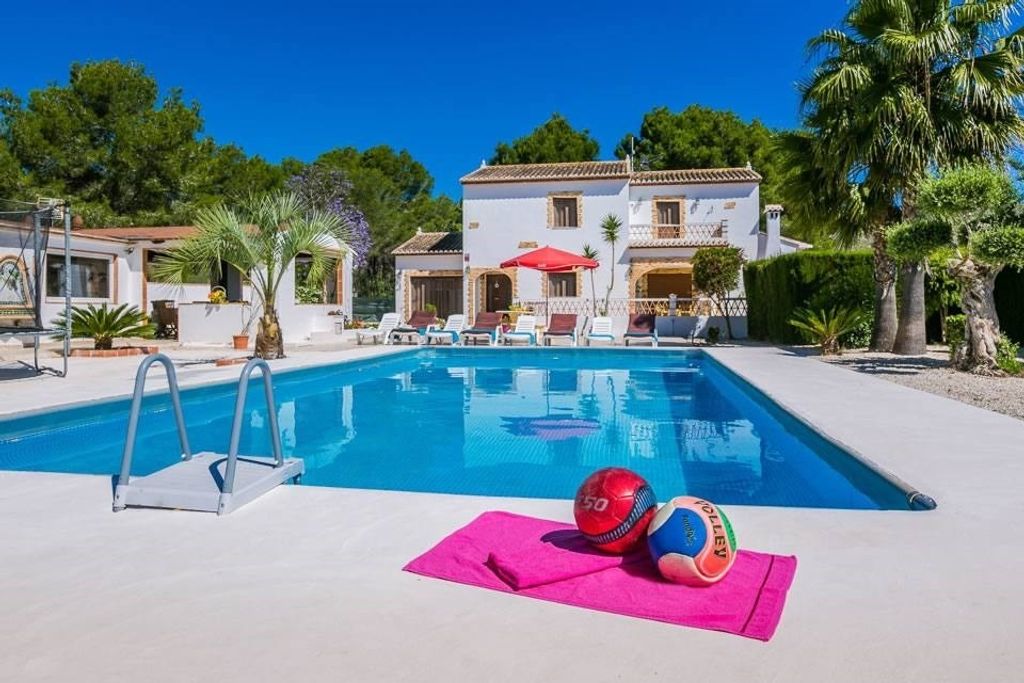 Luxury House for sale in Teulada, 890 000 €, Photo 1