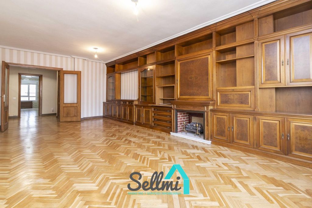 Appartement de luxe à vendre à Oviedo, 600 000 €, Photo 6
