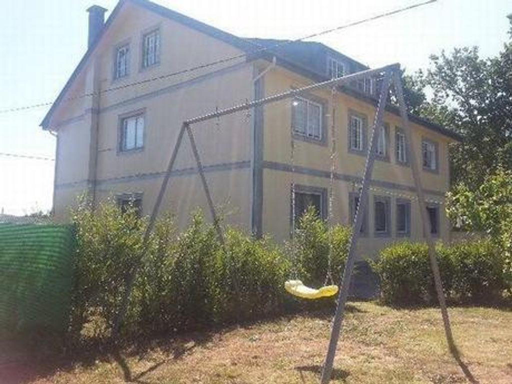 Luxury House for sale in Santiago de Compostela, 400 000 €, Photo 1