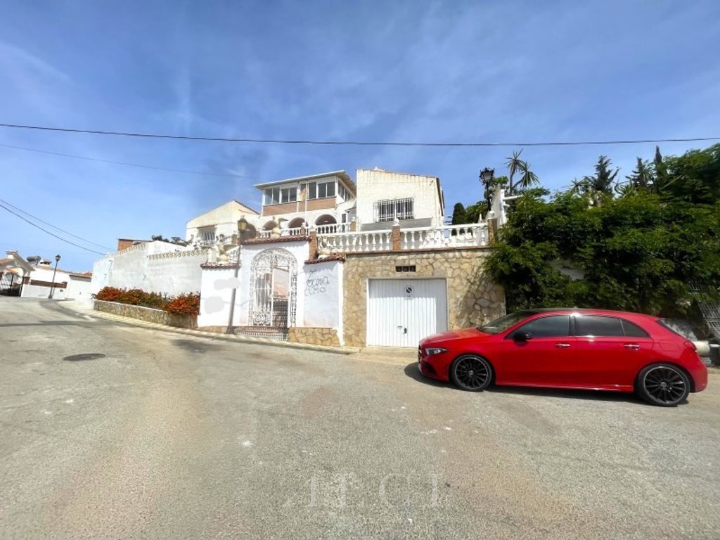 Maison de luxe à vendre à Vélez-Málaga, 585 000 €, Photo 3