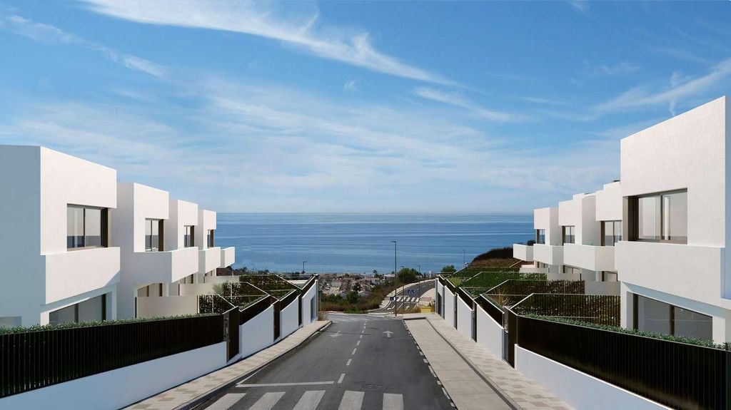 Maison de luxe à vendre à Rincón de La Victoria, 705 000 €, Photo 1