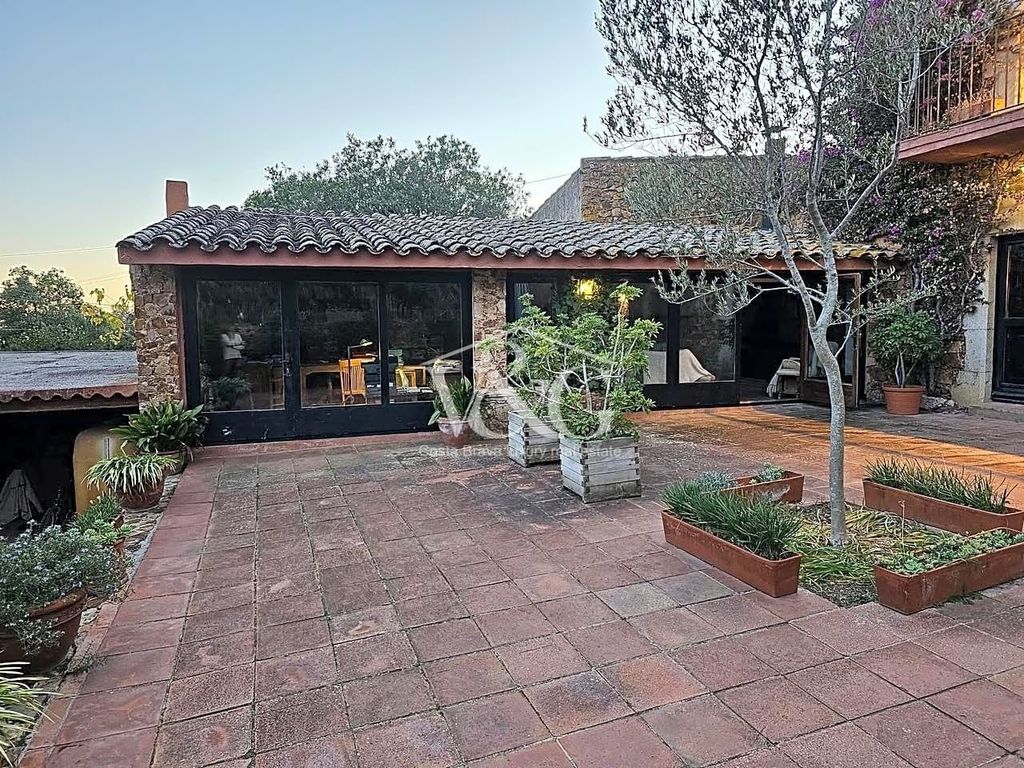 Maison de luxe à vendre à Mont-Ras, 743 000 €, Photo 5