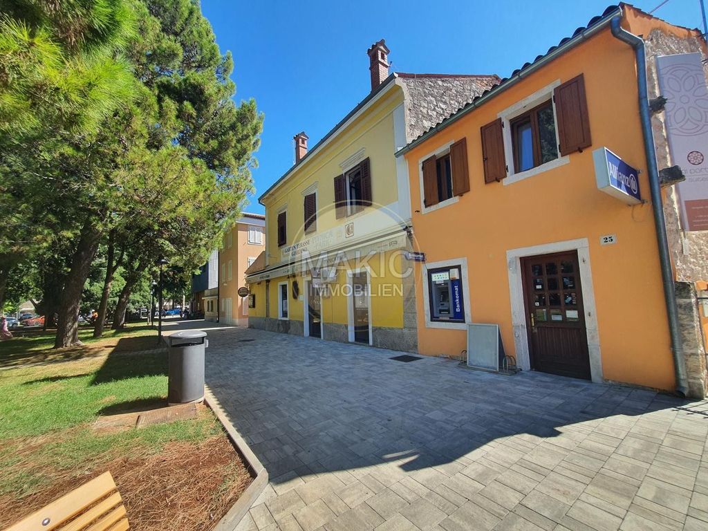 Luxury House for sale in Novigrad, 970 000 €, Photo 3
