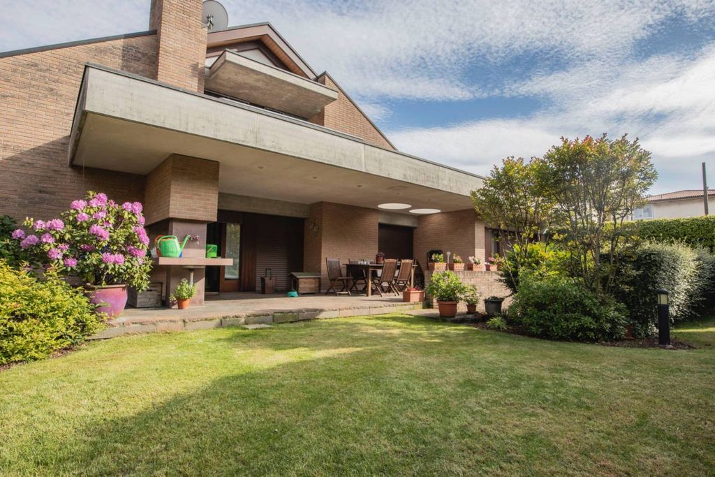 Maison de luxe à vendre à Udine, 900 000 €, Photo 1
