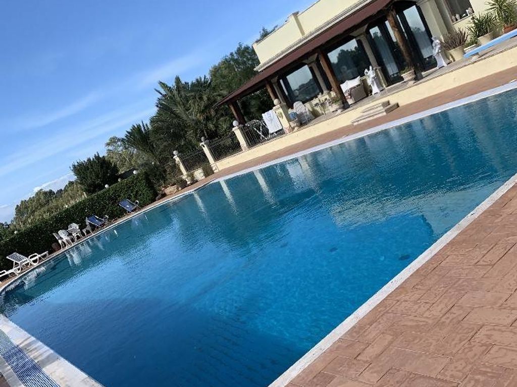 Maison de luxe à vendre à Quartu Sant Elena, 750 000 €, Photo 3