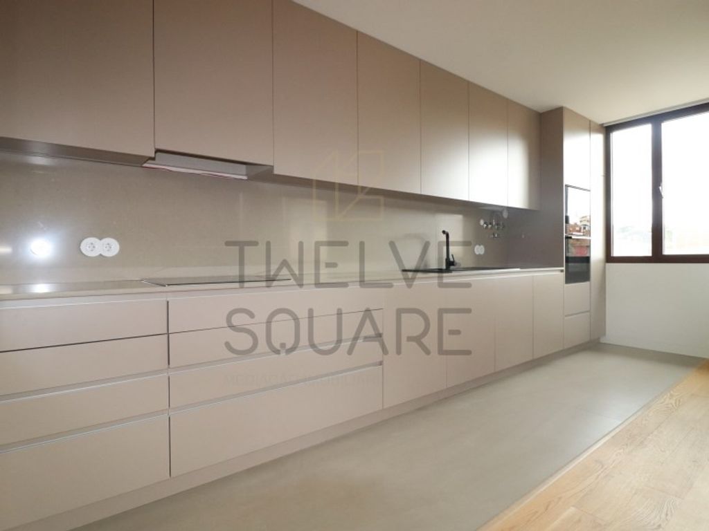 Appartement de luxe à vendre à Leiria, 580 000 €, Photo 3