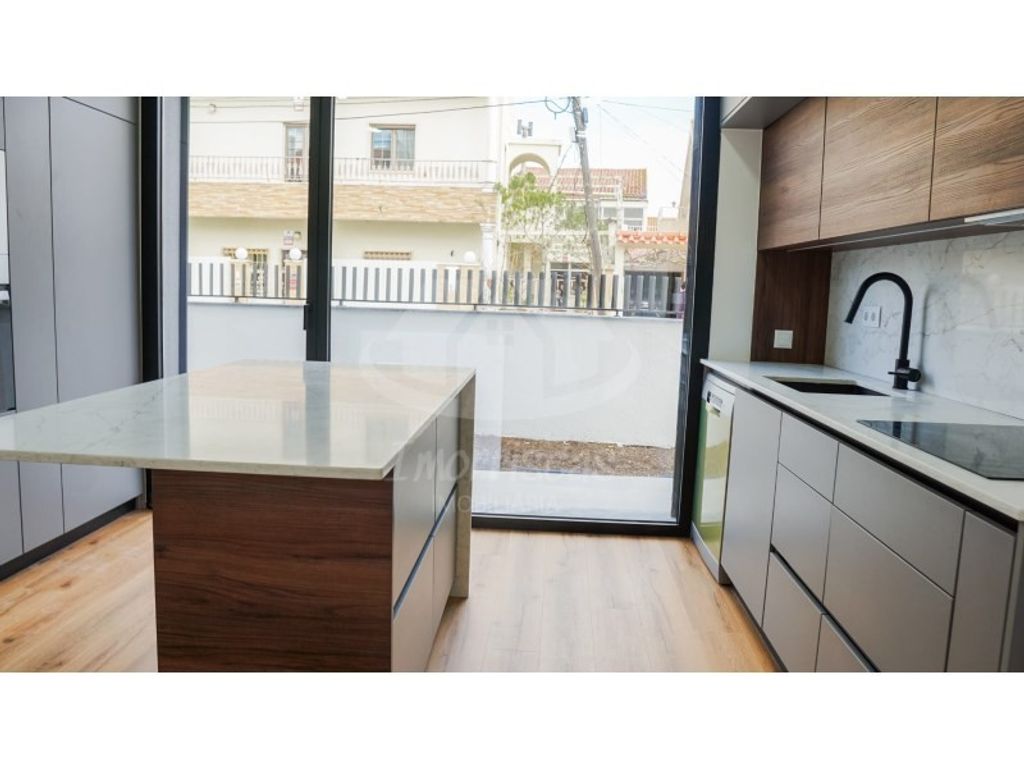 Maison de luxe à vendre à Loures, 790 000 €, Photo 6