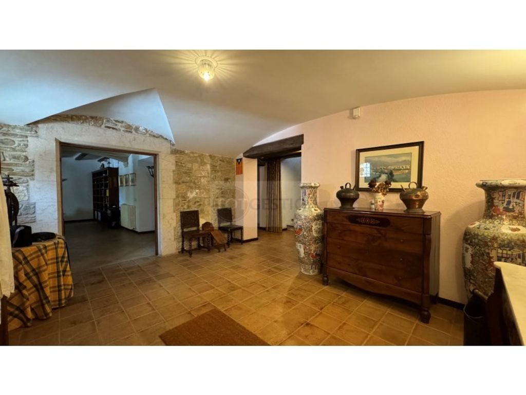 Maison de luxe à vendre à Llambilles, 790 000 €, Photo 6