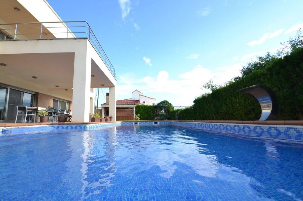 Luxury House for sale in Alcanar, 700 000 €, Photo 5