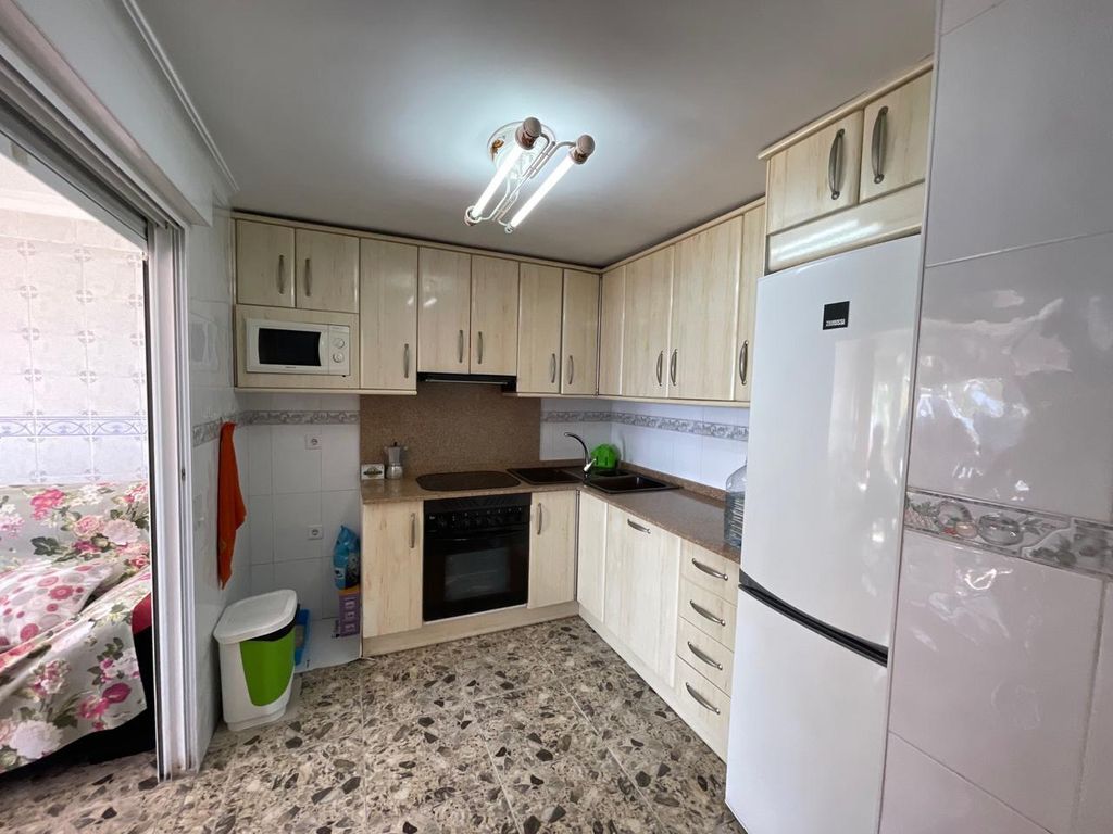 Luxury Apartment for sale in Benidorm, 590 000 €, Photo 6