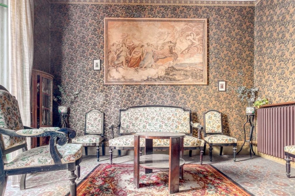 Maison de luxe à vendre à Figueres, 600 000 €, Photo 1