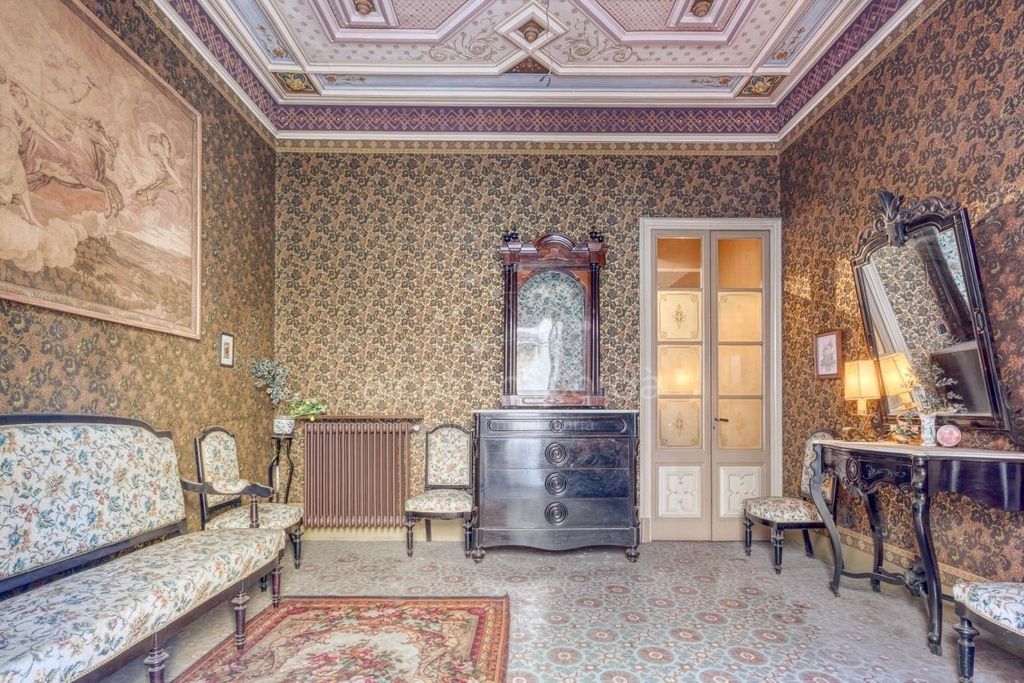 Maison de luxe à vendre à Figueres, 600 000 €, Photo 5