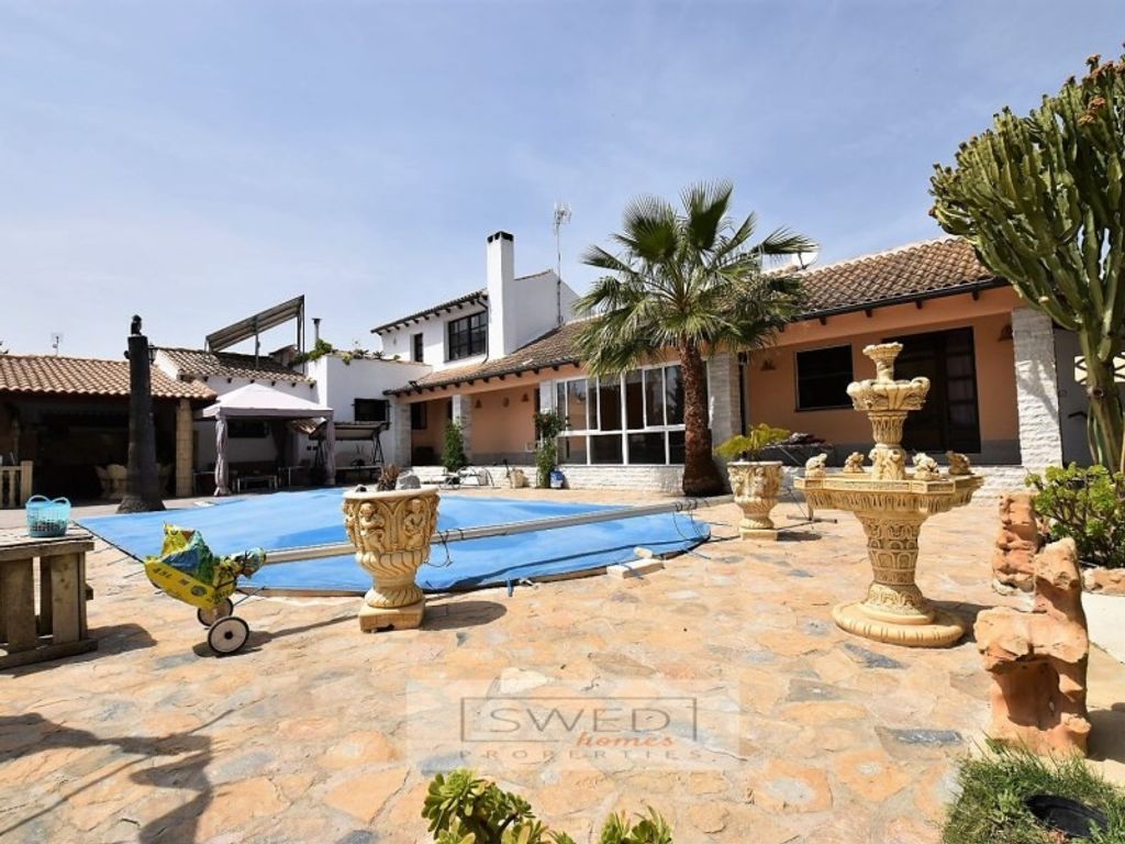Luxury House for sale in Orihuela, 620 000 €, Photo 2