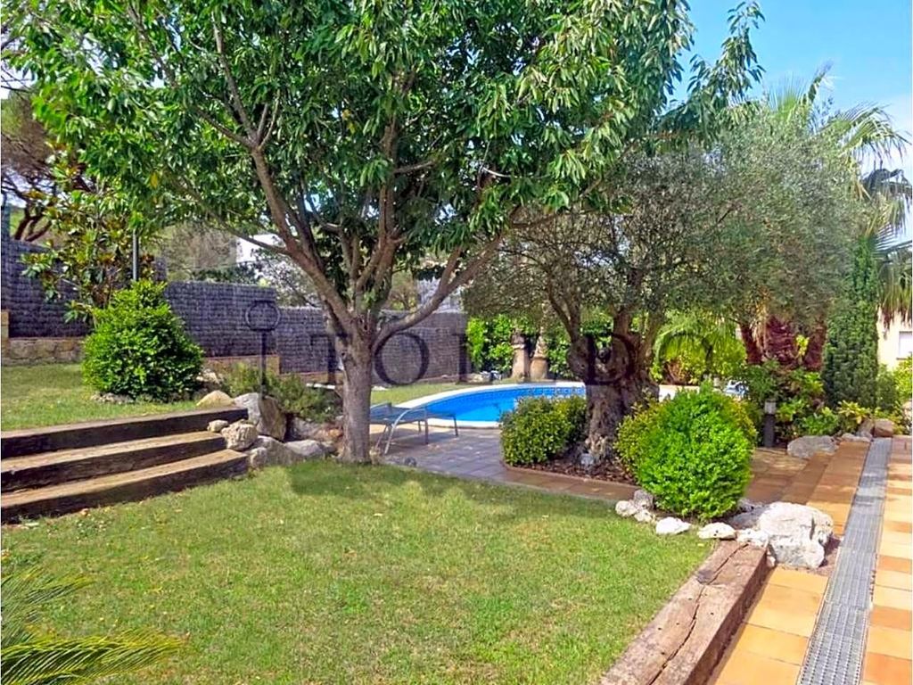 Maison de luxe à vendre à Santa Cristina d'Aro, 1 150 000 €, Photo 1