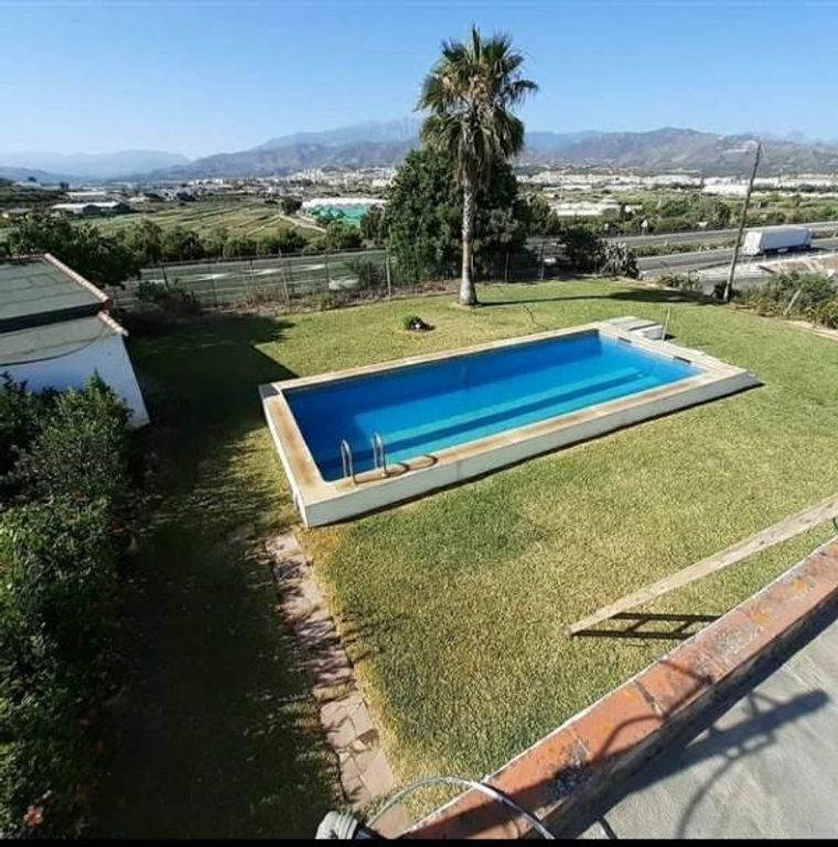 Maison de luxe à vendre à Torre Del Mar, 425 000 €, Photo 1
