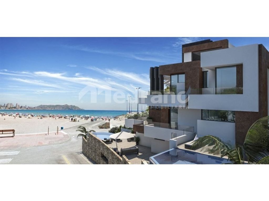 Luxury Apartment for sale in Benidorm, 1 650 000 €, Photo 1