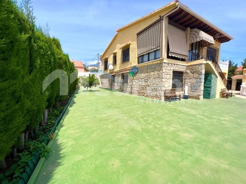 Maison de luxe à vendre à La Nucia, 650 000 €, Photo 1