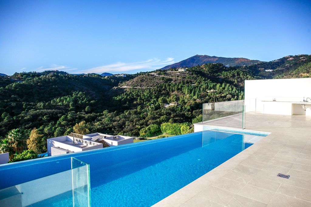 Maison de luxe à vendre à Marbella, 2 999 900 €, Photo 1
