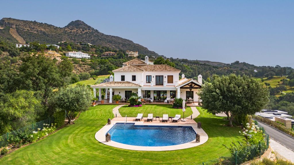Luxury House for sale in Marbella, 3 995 000 €, Photo 1