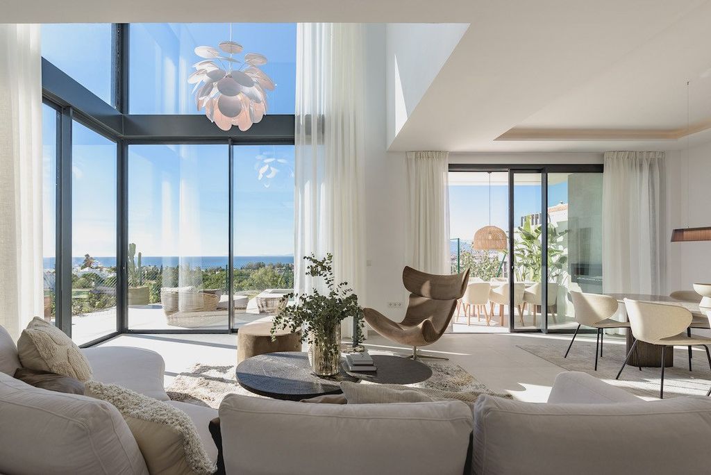 Maison de luxe à vendre à Marbella, 1 950 000 €, Photo 1