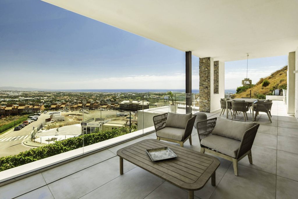 Maison de luxe à vendre à Marbella, 1 730 000 €, Photo 2