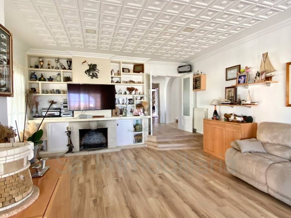 Maison de luxe à vendre à Es Castell, 745 000 €, Photo 3
