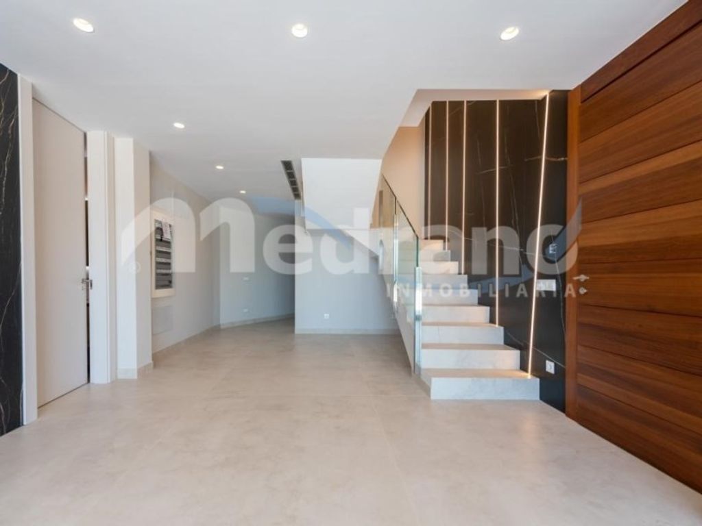 Luxury Apartment for sale in Benidorm, 1 650 000 €, Photo 3