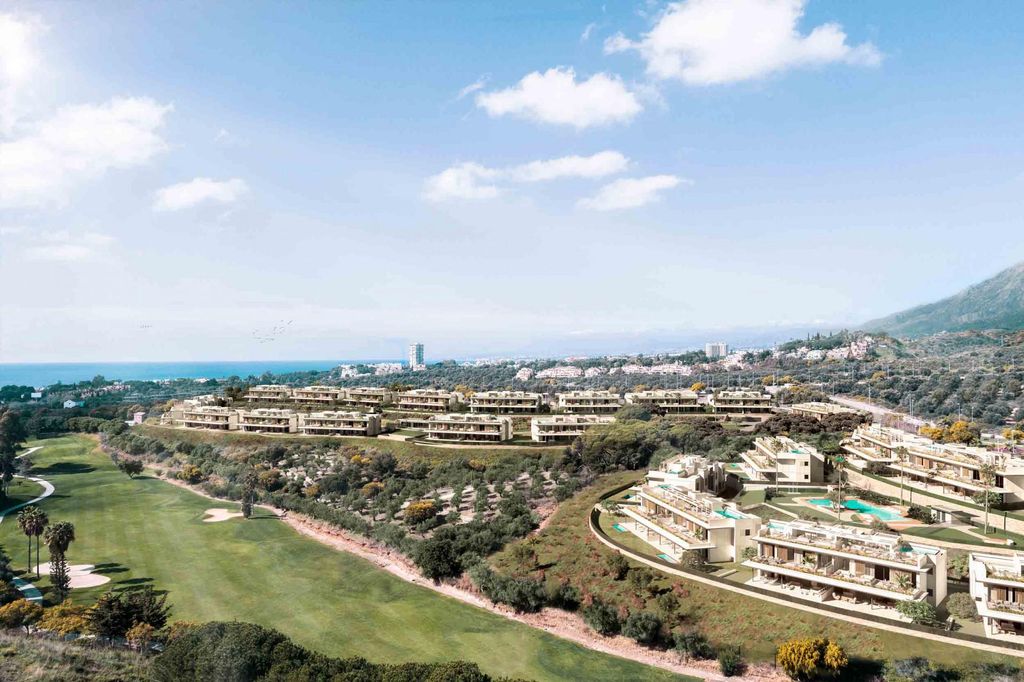 Luxury Apartment for sale in Marbella Del Este, 1 345 000 €, Photo 3