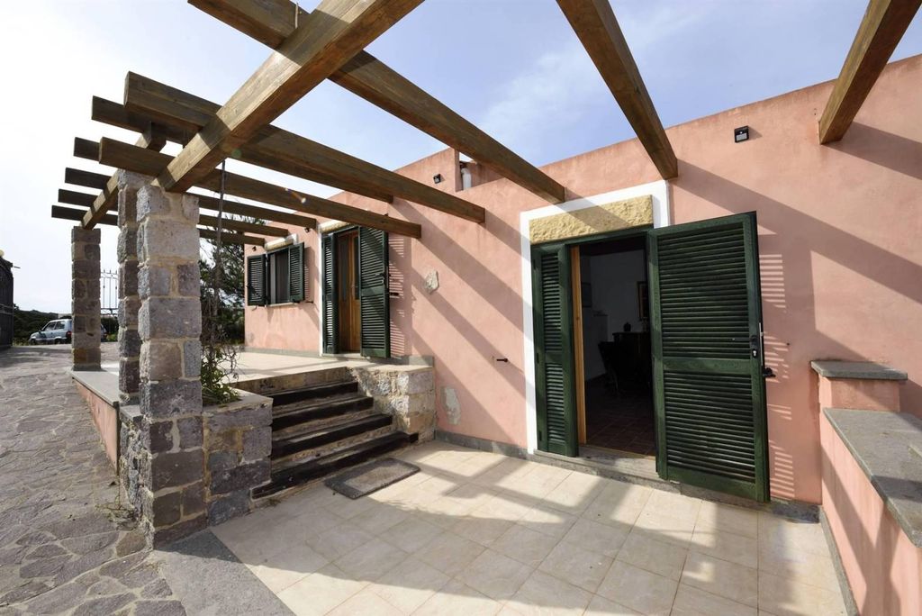 Maison de luxe à vendre à Carloforte, 890 000 €, Photo 5