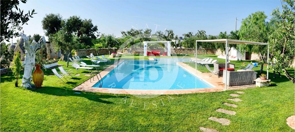 Luxury House for sale in San Vito Dei Normanni, 1 950 000 €, Photo 2