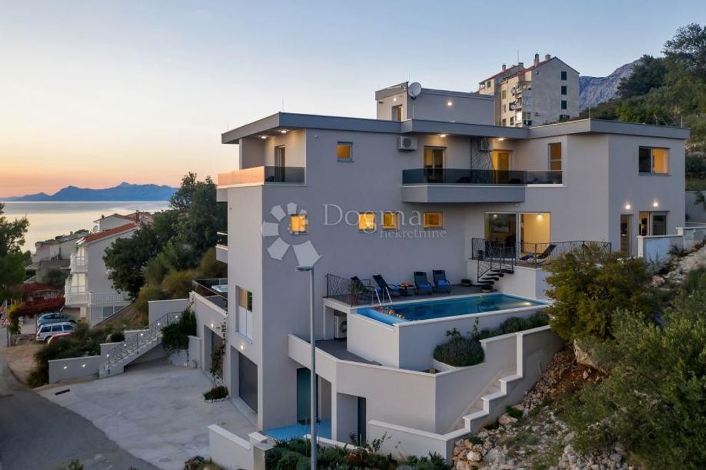 Maison de luxe à vendre à Podgora, 2 400 000 €, Photo 1