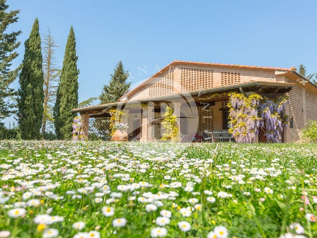 Luxury House for sale in Peccioli, 1 550 000 €, Photo 1