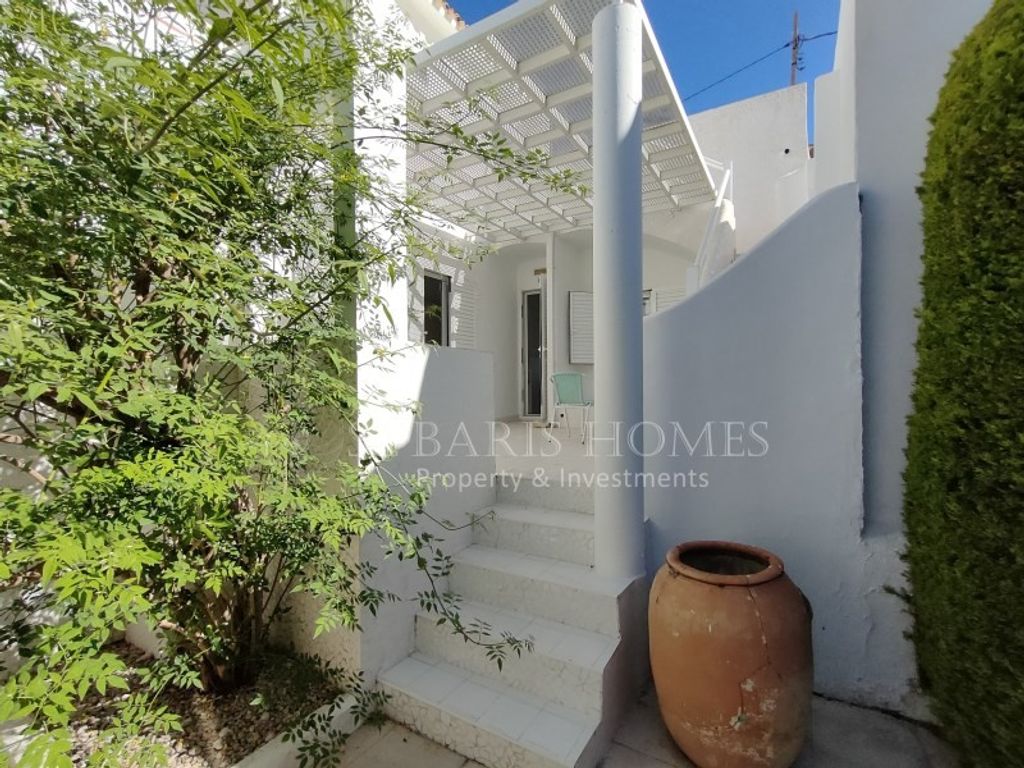 Luxury House for sale in Denia, 635 000 €, Photo 1