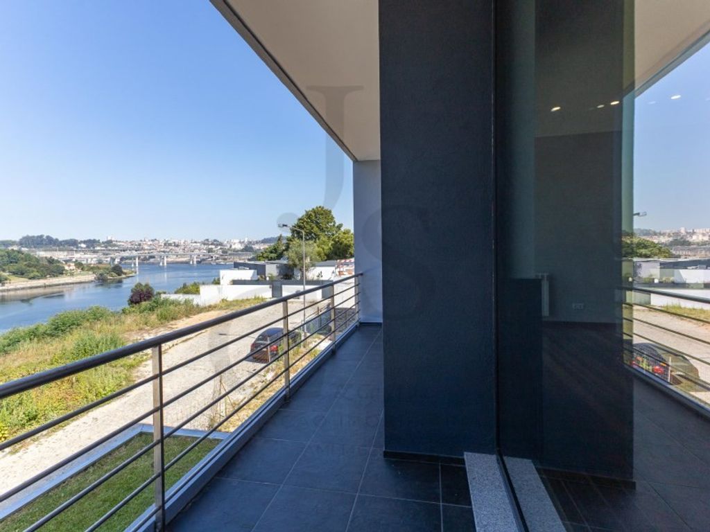 Luxury House for sale in Gondomar, 848 000 €, Photo 6