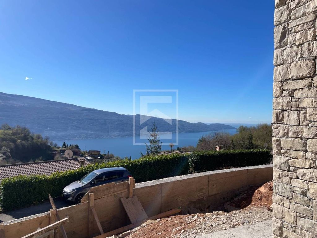 Maison de luxe à vendre à Tignale, 2 100 000 €, Photo 1