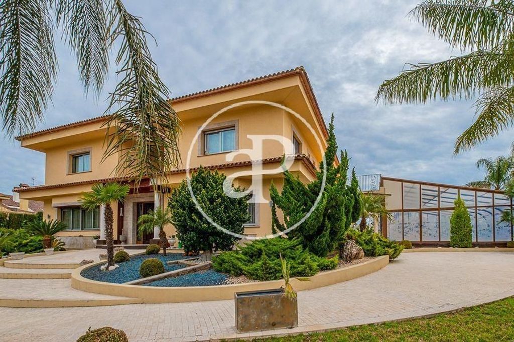Maison de luxe à vendre à Godella, 1 975 000 €, Photo 1