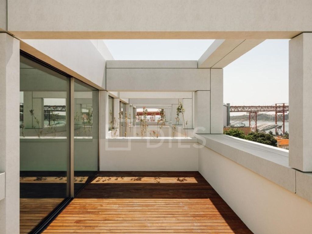 Luxury House for sale in Lisbon, 2 500 000 €, Photo 2