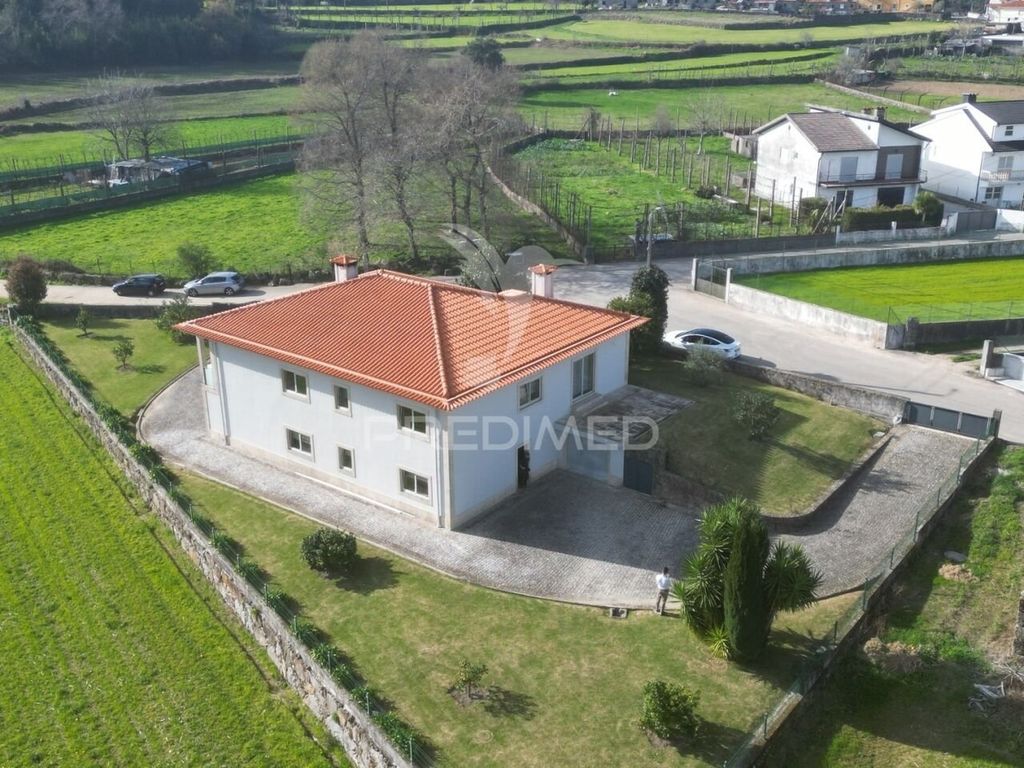 Luxury House for sale in Braga, 498 000 €, Photo 5