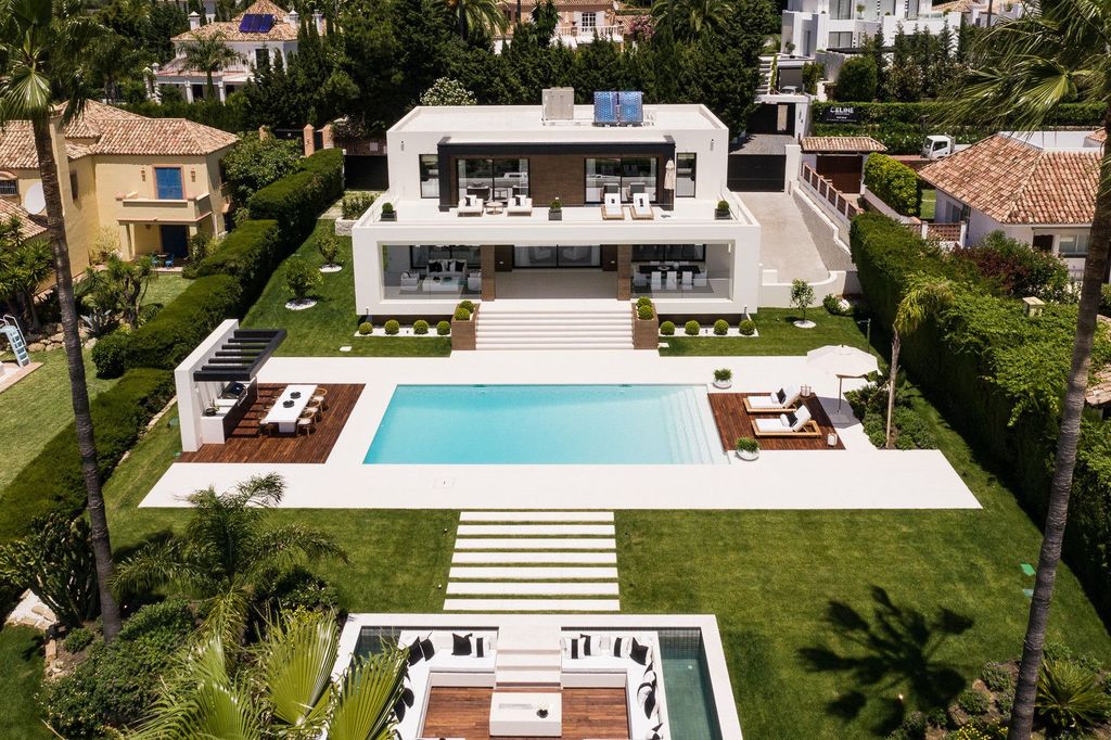 Luxury House for sale in Marbella, 5 995 000 €, Photo 1