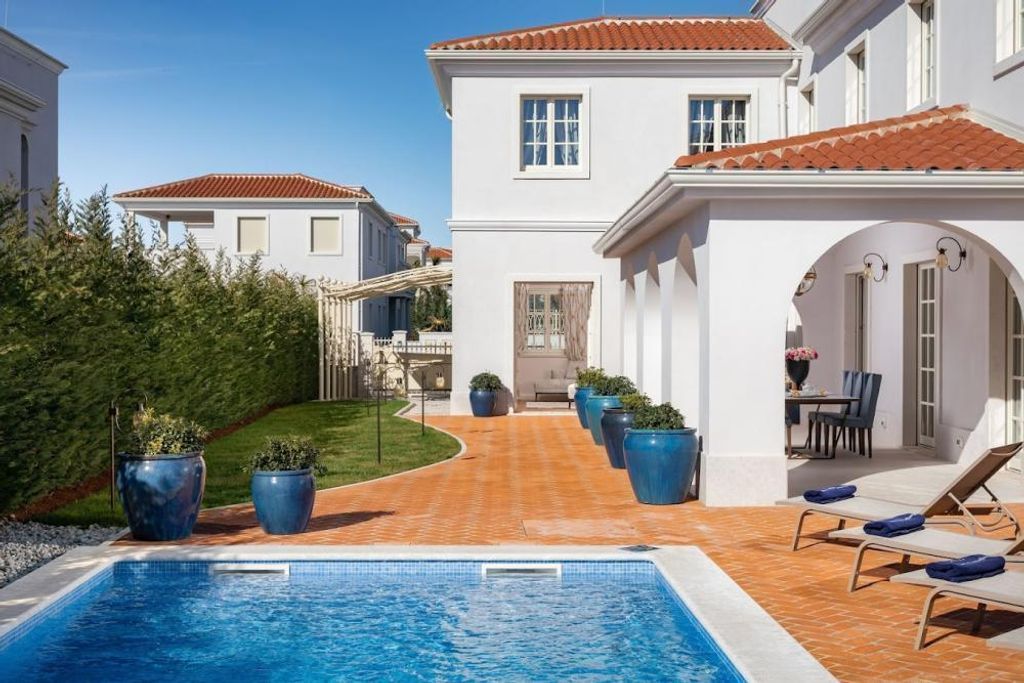 Maison de luxe à vendre à Porec, 0 €, Photo 1