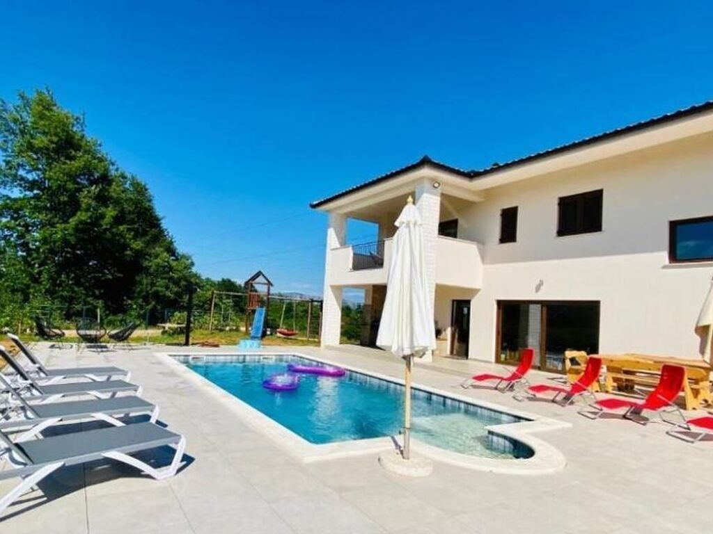 Maison de luxe à vendre à Labin, 750 000 €, Photo 2